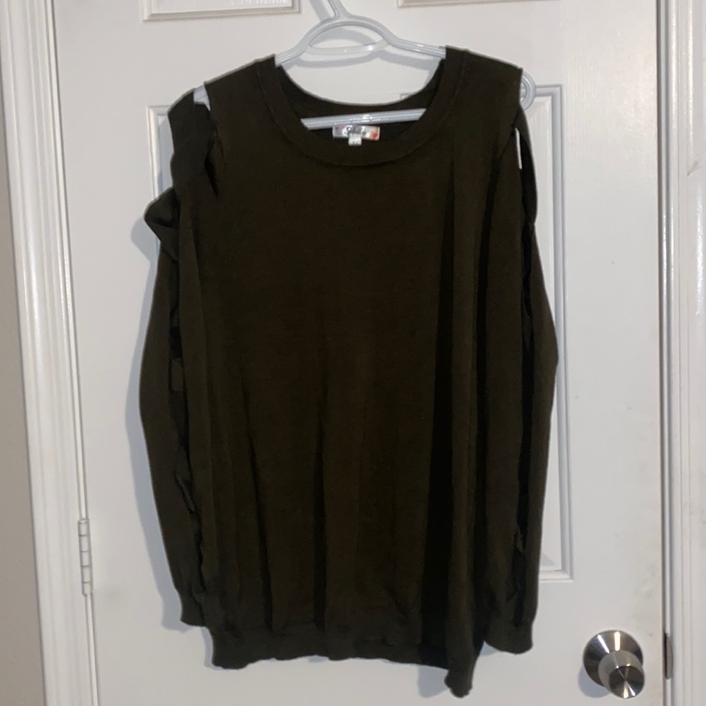 Green long sleeve